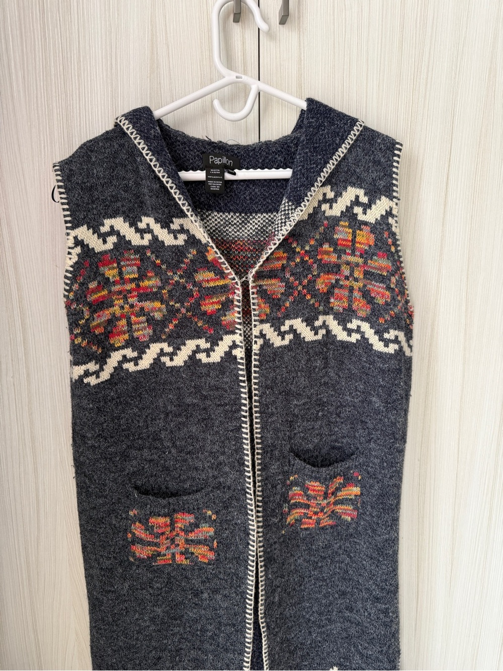 Papillon Blanc Navy Hooded Wool Blend Sweater Vest with Geometric Pattern